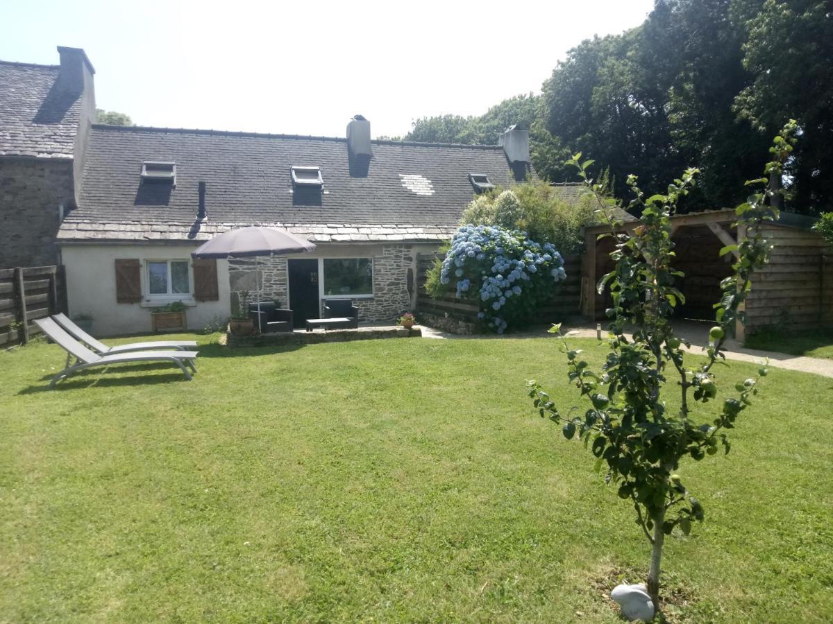 Petite Maison Dans Les Monts D'Arree Ty Coz Commana Exterior foto